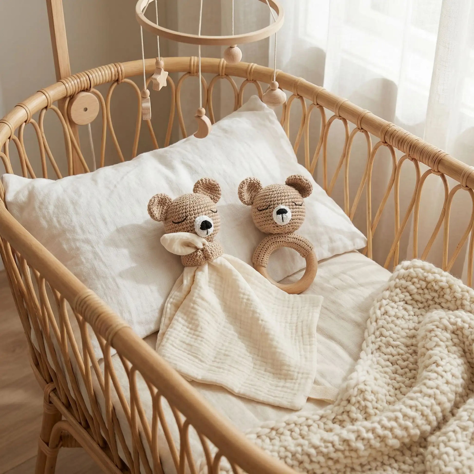 doudou berceau ours