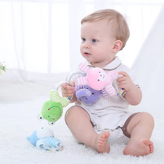 Hochet bébé mauve