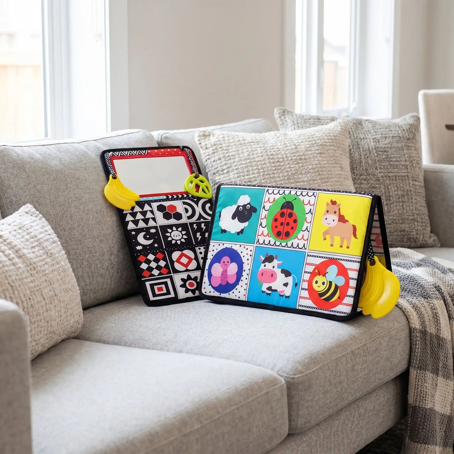 livre bebe en tissus miroir canape