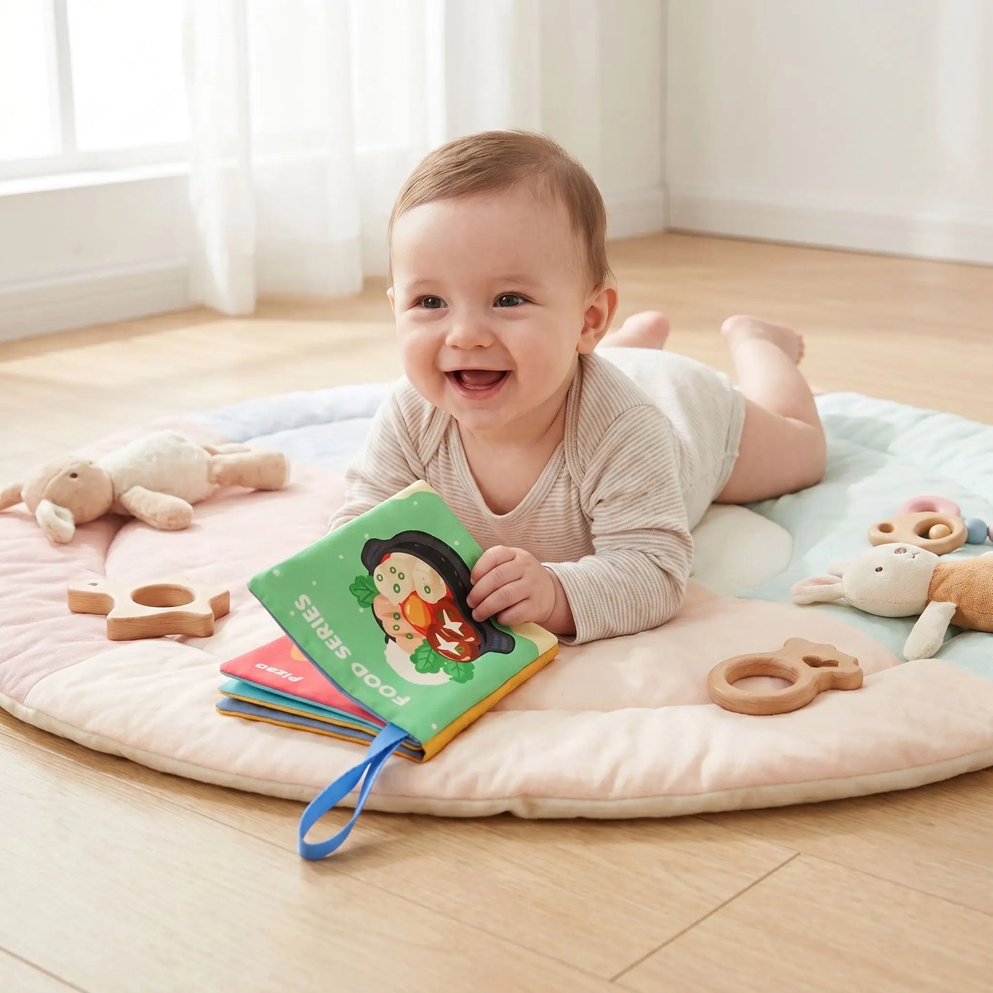 livre bebe en tissus ventre bebe