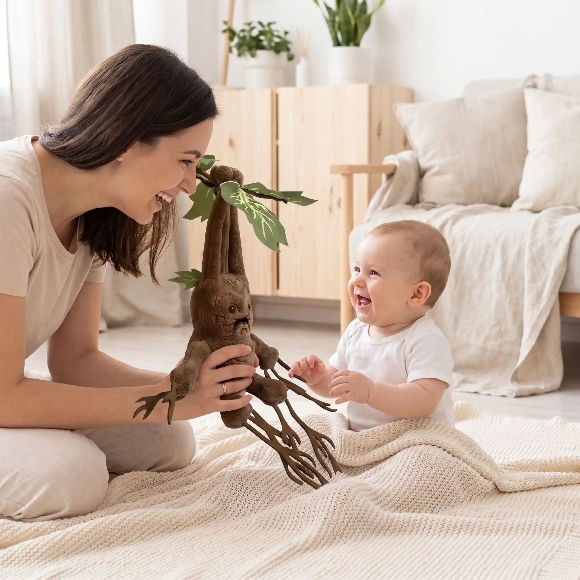 peluches bebe mandrake maman joue bebe