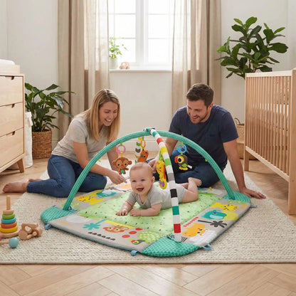 tapis bebe eveil parents regarde bebe